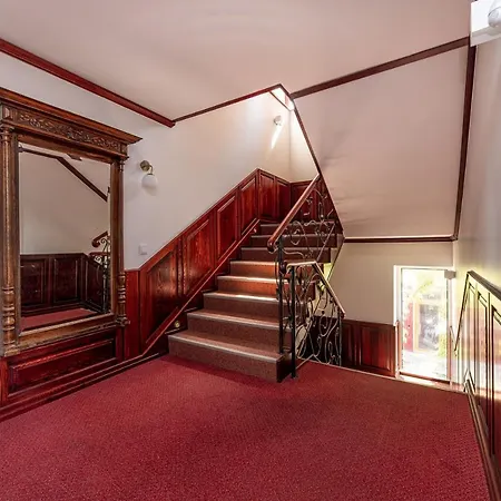 Apartment P7