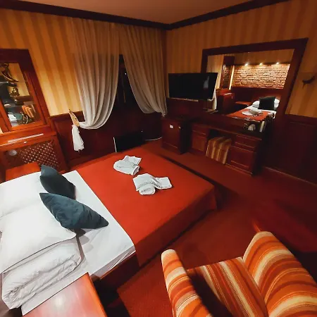 P7 Apartment